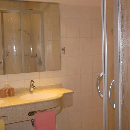 Alpenhotel Allgaeu Guest house
